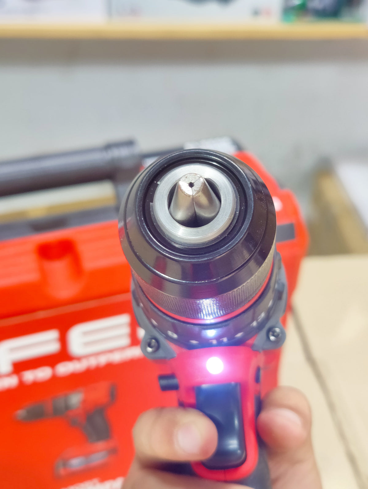 Milwaukee 88V Rechargeable Drill Machine
