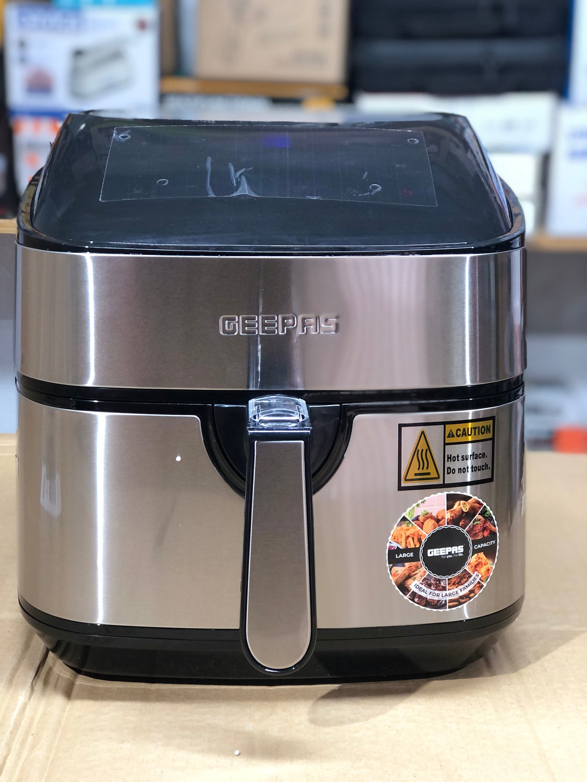 Geepas Digital 7.5L Air Fryer GAF37530
