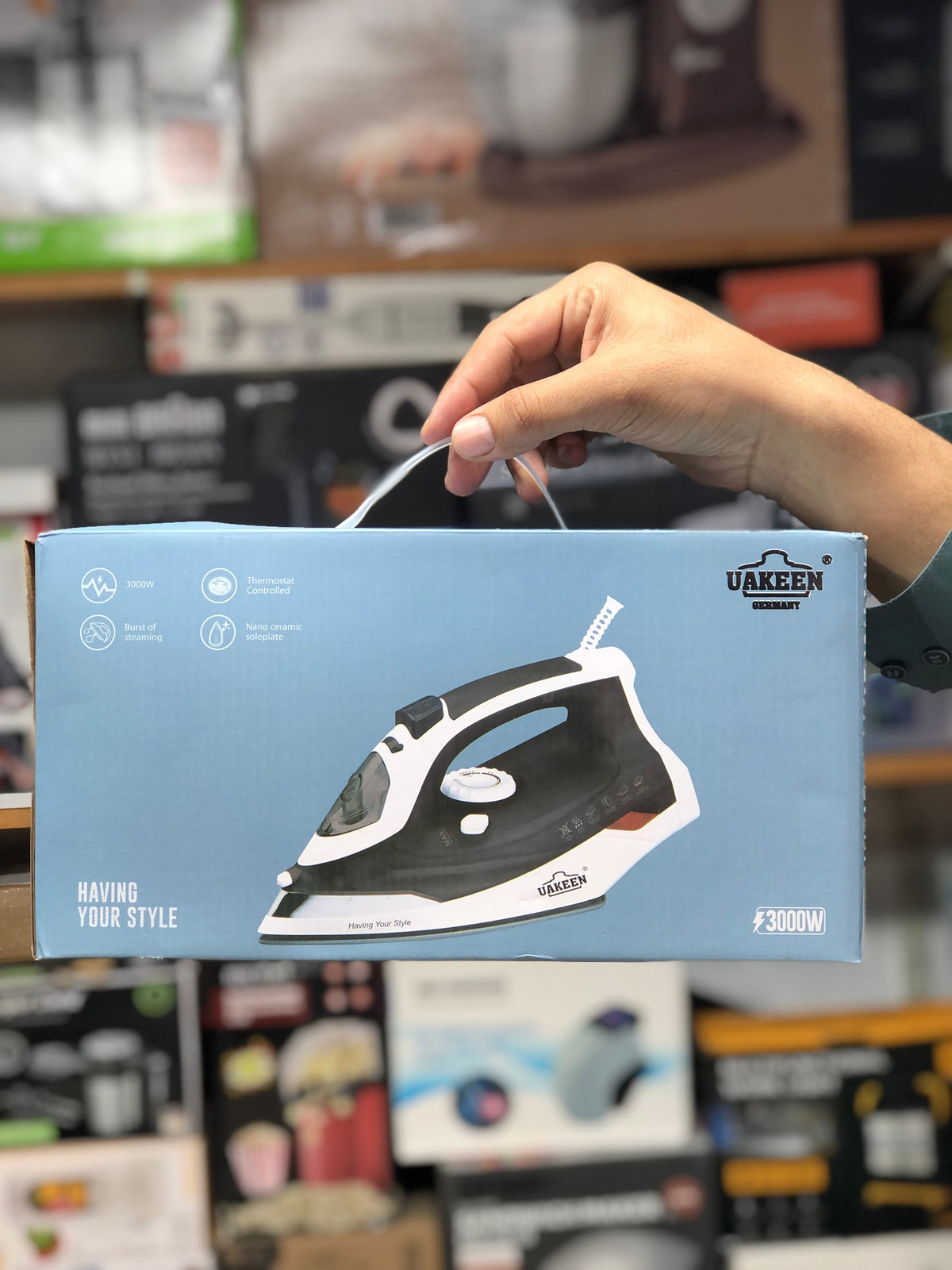 UAKEEN Electric Steam Iron Zl-815