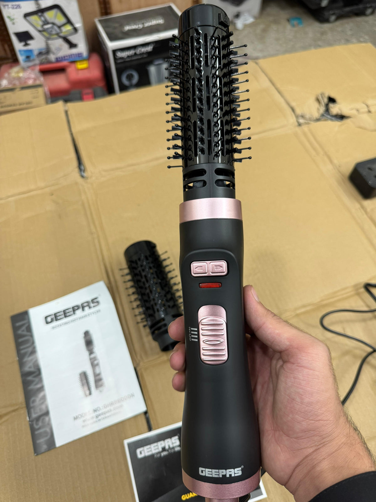 Geepas Rotating Hot Hair Styler GHR 86000N